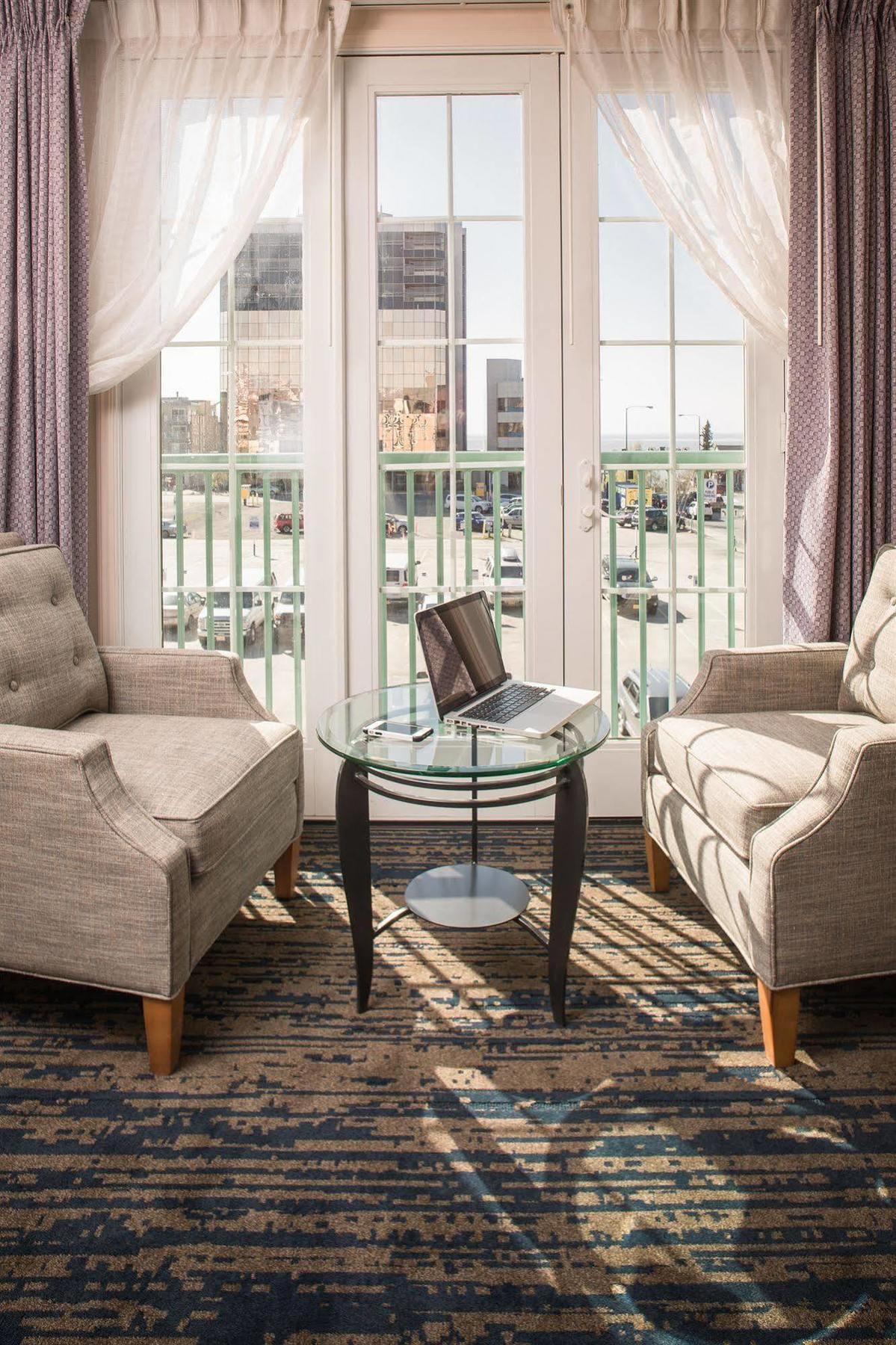 The Voyager Inn Anchorage Extérieur photo